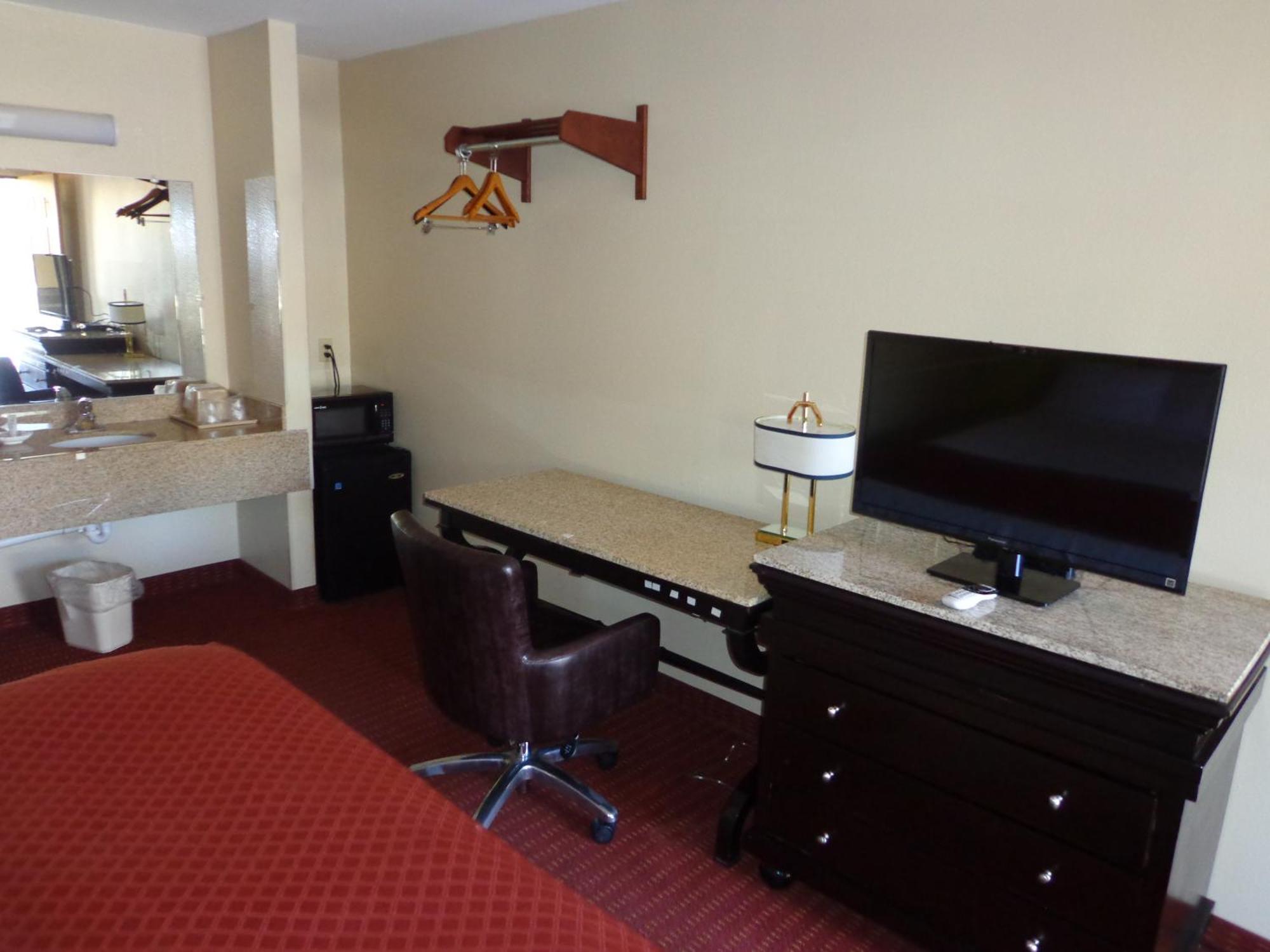 Economy Inn Express Warren Экстерьер фото