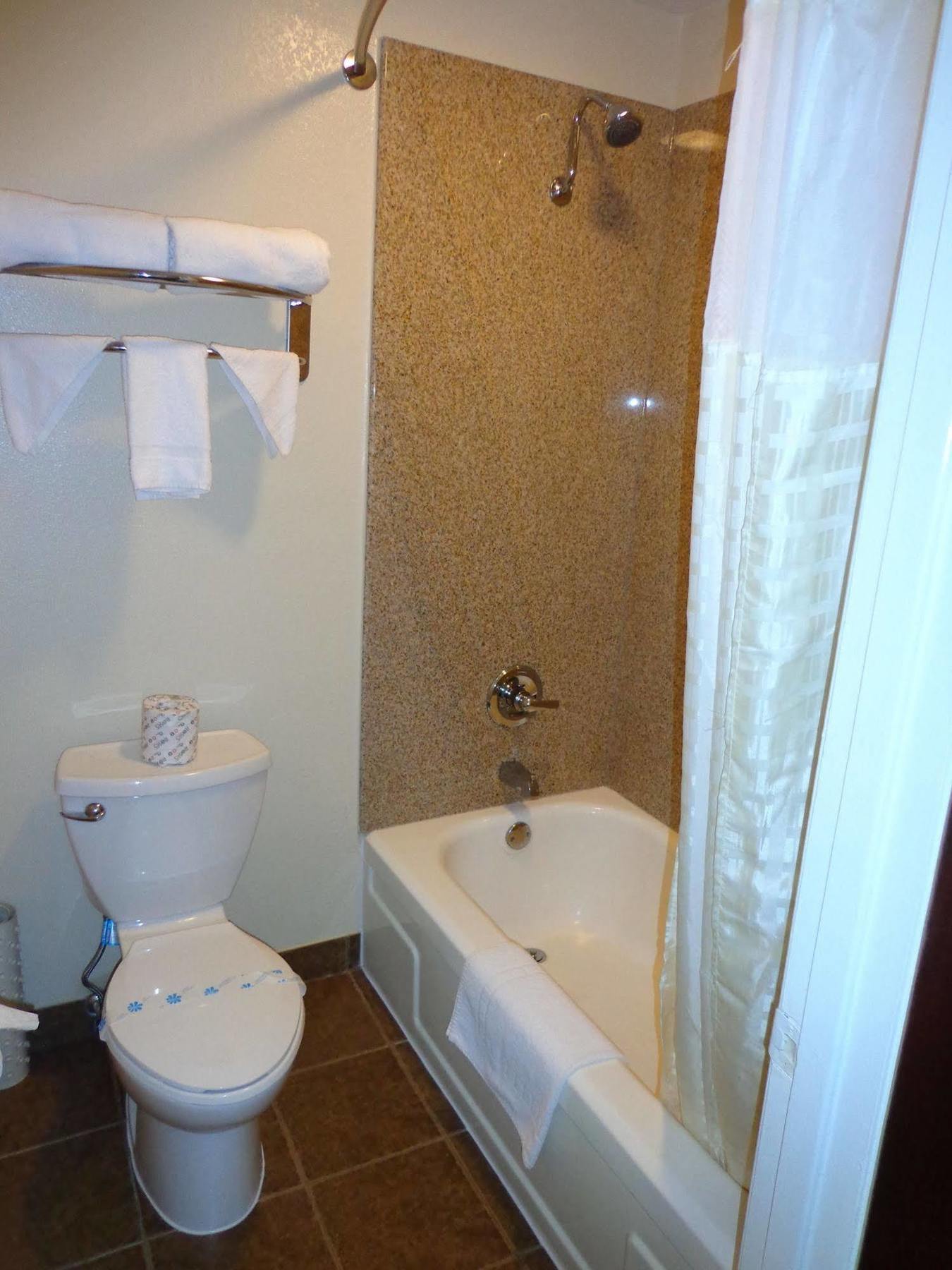 Economy Inn Express Warren Экстерьер фото